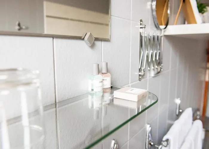 Jolly Roger Hotell *